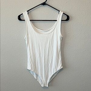 Mangopop Scoopneck Tank Top Bodysuit White Size Medium